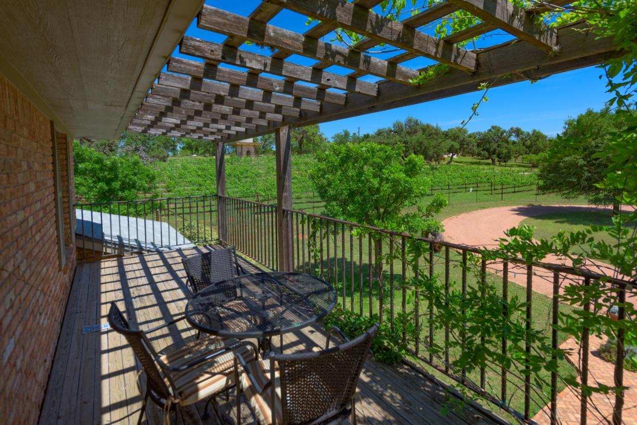 פרדריקסברג Barons Creekside Resort מראה חיצוני תמונה
