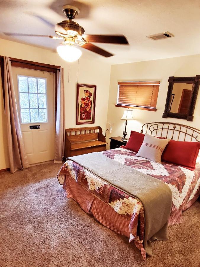 פרדריקסברג Barons Creekside Resort מראה חיצוני תמונה